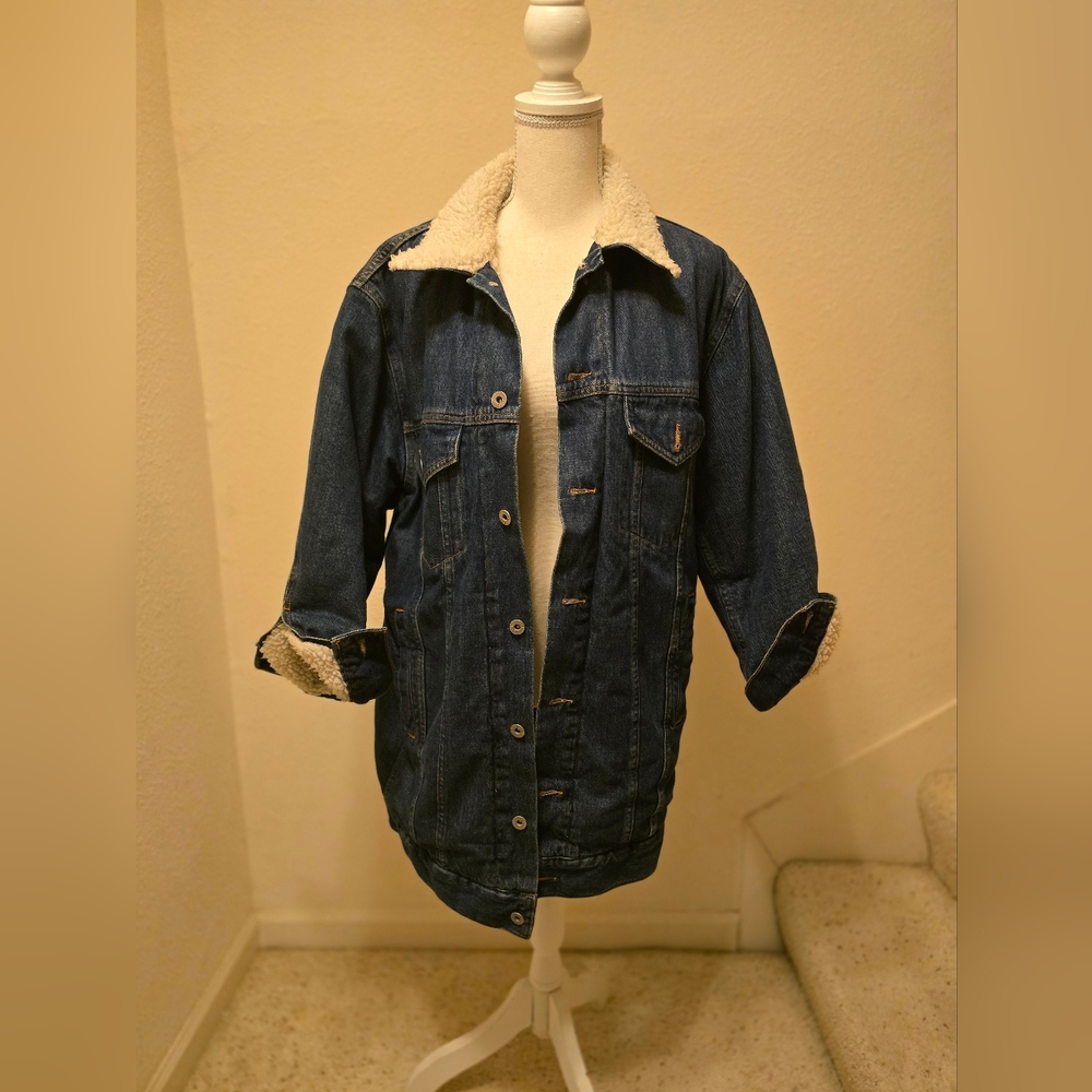 Women's Denim Sherpa-Lined Jacket